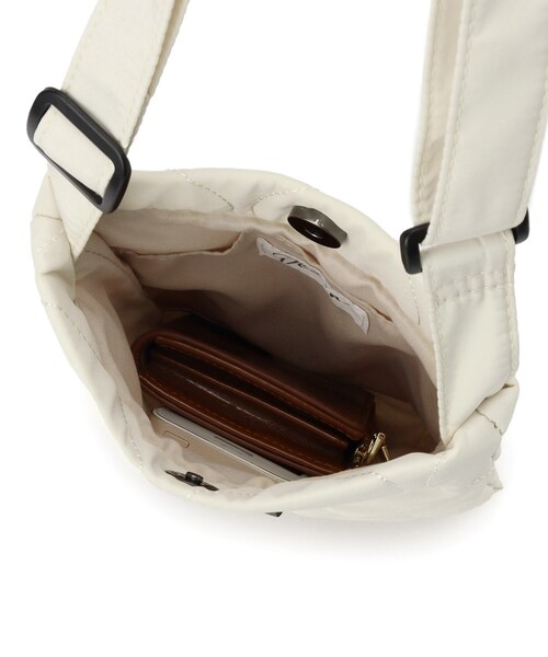 Dessin（デッサン）の「中綿キルティングMINIショルダー（ショルダーバッグ・レディース・ブラック/オフホワイト/ブラウン系・00）」の19枚目の写真