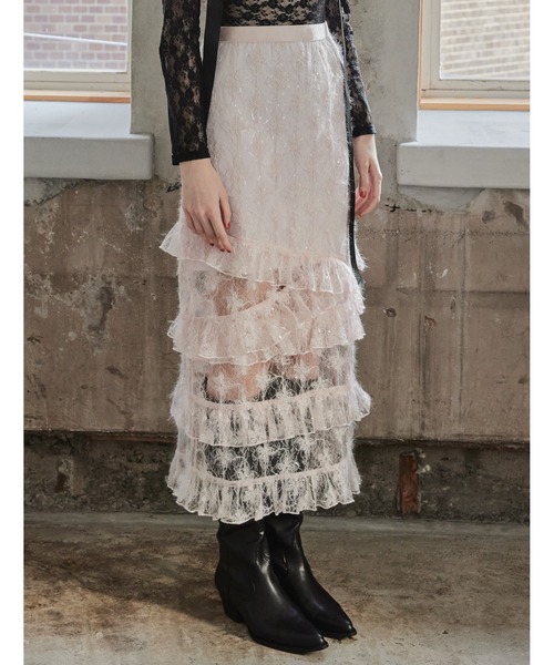 Shiny lace tiered skirt