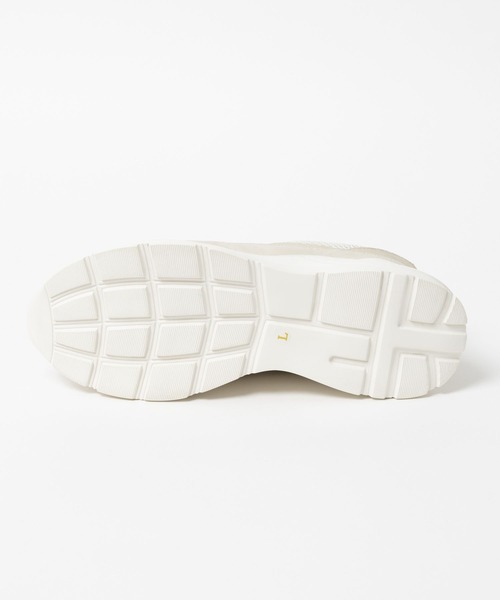 Mazell（マゼル）の「Mazell / 厚底ウォームスニーカー【一部店舗限定サイズ】（スニーカー・レディース・オフホワイト/ブラック・S/LL/M/L）」の9枚目の写真