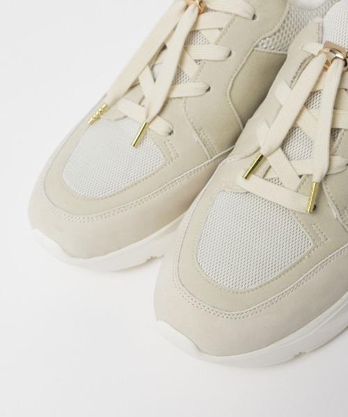 Mazell（マゼル）の「Mazell / 厚底ウォームスニーカー【一部店舗限定サイズ】（スニーカー・レディース・オフホワイト/ブラック・S/LL/M/L）」の10枚目の写真