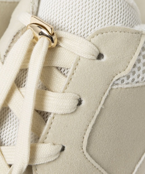 Mazell（マゼル）の「Mazell / 厚底ウォームスニーカー【一部店舗限定サイズ】（スニーカー・レディース・オフホワイト/ブラック・S/LL/M/L）」の15枚目の写真