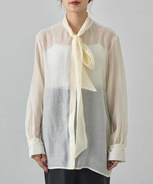 SHENERY（シーナリー）の「ボウタイブラウス（シャツ/ブラウス・レディース・ブラック/オフホワイト・FREE）」の6枚目の写真