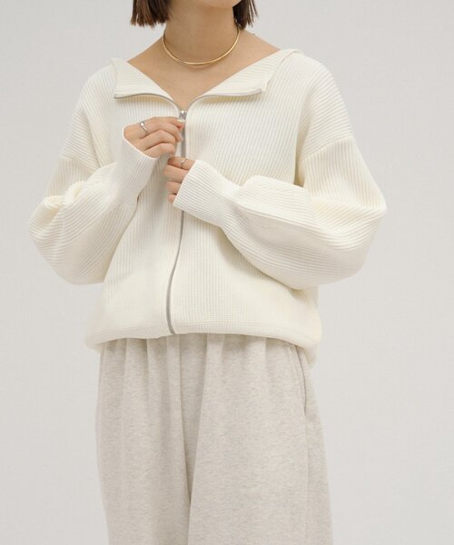 CIAOPANIC TYPY（チャオパニックティピー）の「【WEB限定】【yumi企画】華奢見え女っぽ/マルチウェイダブルジップニット（カーディガン/ボレロ・レディース・ブラウン/レッド/ブルー/オフホワイト/グレー/ブラック・ONE SIZE）」の9枚目の写真