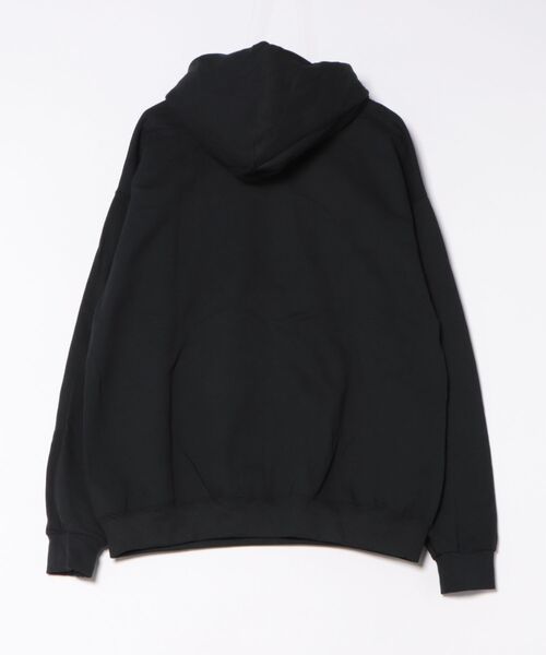 FRUIT OF THE LOOM(フルーツオブザルーム)の「【FRUIT OF THE LOOM/フルーツ・オブ・ザ・ルーム】PRINT HOOD5/ロゴプリント/フーディー/ユニセックス(パーカー・メンズ・ブラック/レッド/ネイビー・L/XL/M)」の4枚目の写真