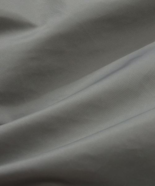 COVERNAT(カバーナット)の「アーチロゴサテンバスティグレー(その他アウター・レディース・その他・SMALL/MEDIUM/LARGE/X-LARGE)」の8枚目の写真