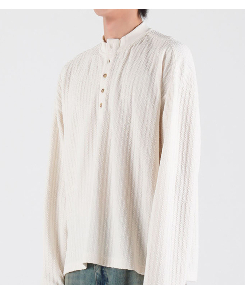 BUTTON SEOUL(ボタンソウル)の「バーティカルエンボジャカードヘンリーネックシャツ(アイボリー)(スウェット・メンズ・その他・MEDIUM/LARGE/X-LARGE)」の3枚目の写真