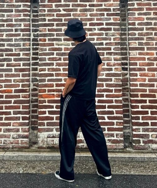 WANGGWAN（ワングァン）の「ミッドナイトトラックパンツ（その他パンツ・メンズ・その他・MEDIUM/LARGE）」の3枚目の写真
