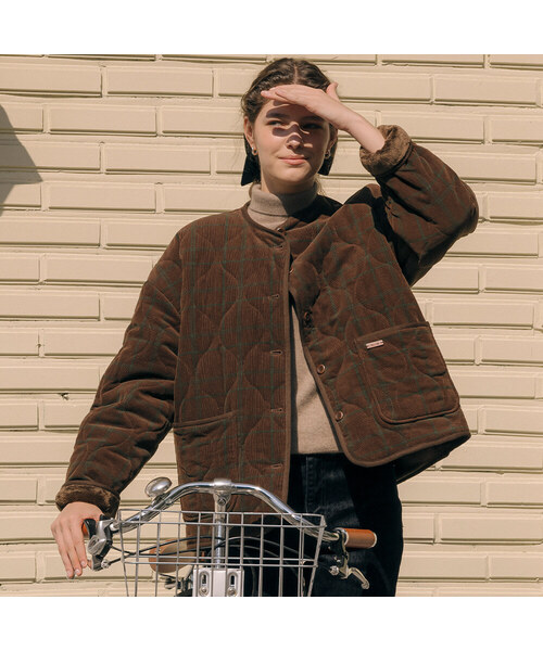 TILL I DIE(ティルアイダイ)の「Corduroy quilting detachable collar jumper_2color(その他アウター・レディース・ネイビー/ブラウン・FREE)」の2枚目の写真