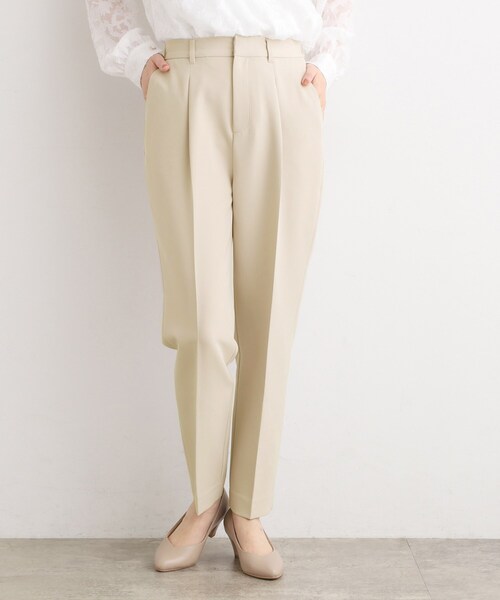grove(グローブ)の「【マシンウォッシュ/防シワ/SS-3L】ストレッチテーパードパンツ(その他パンツ・レディース・ネイビー/ブラック/ナチュラル・02/03/04/05/00/01)」の1枚目の写真