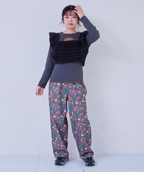 MARKEY'S（マーキーズ）の「タックイージーパンツ/おとな（その他パンツ・レディース・ホワイト系その他/ベージュ系その他/ピンク/グリーン/チャコール/ブルー系その他/イエロー・160cm/170cm）」の3枚目の写真