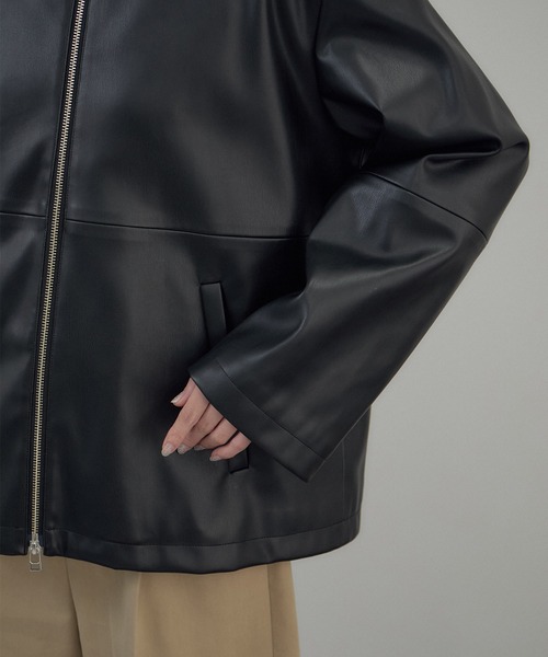 SALON adam et rope'（サロン アダム エ ロペ）の「レザーライクフーデッドパーカー（ブルゾン・レディース・ダークブラウン/ブラック・FREE）」の19枚目の写真