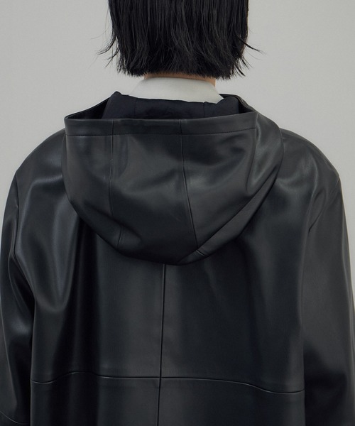 SALON adam et rope'（サロン アダム エ ロペ）の「レザーライクフーデッドパーカー（ブルゾン・レディース・ダークブラウン/ブラック・FREE）」の20枚目の写真