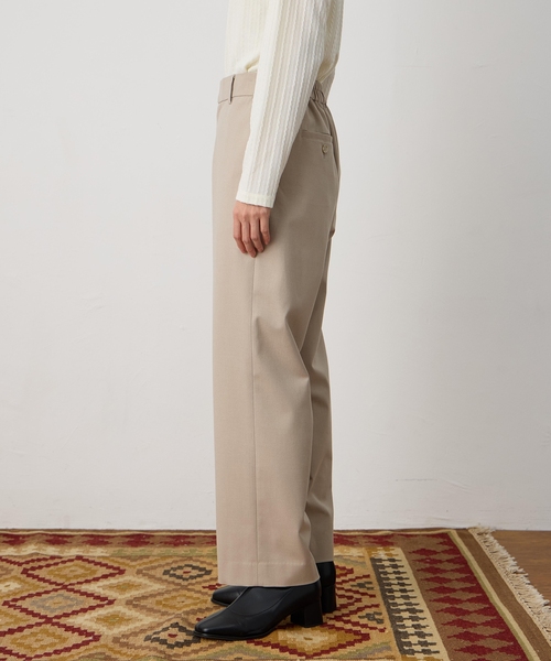 DECOY SINCE 1981（デコイシンスイチキュウハチイチ）の「ストレッチストレートパンツ【裏地付き・ウエストゴム】（その他パンツ・レディース・ブラック/ベージュ/モカ・64/67/70/76/80）」の5枚目の写真