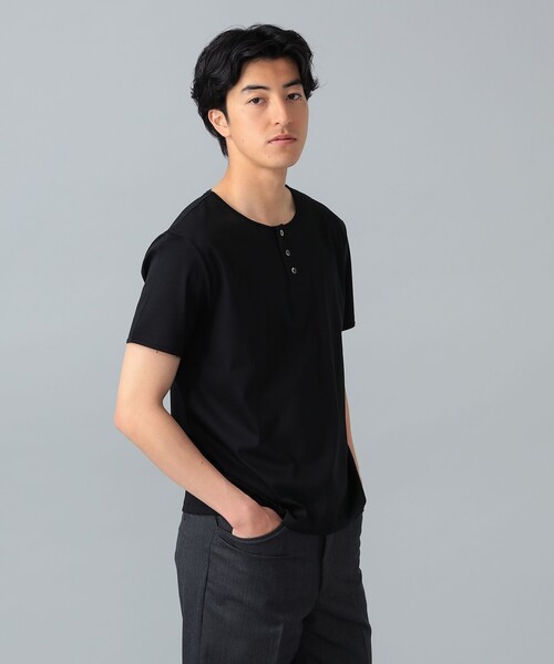 International Gallery BEAMS(インターナショナルギャラリービームス)の「QUATTROCCHI / スムースコットン ヘンリーネック Tシャツ(Tシャツ/カットソー・メンズ・オフホワイト/ブラック/ネイビー・MEDIUM/LARGE/SMALL)」の6枚目の写真