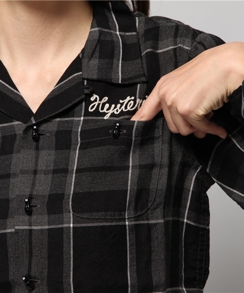 HYSTERIC GLAMOUR（ヒステリックグラマー）の「MOVE YOUR ASS刺繍オープンカラー長袖SH（シャツ/ブラウス・レディース・レッド系その他/ブルー系その他/ブラック系その他・MEDIUM/SMALL）」の7枚目の写真