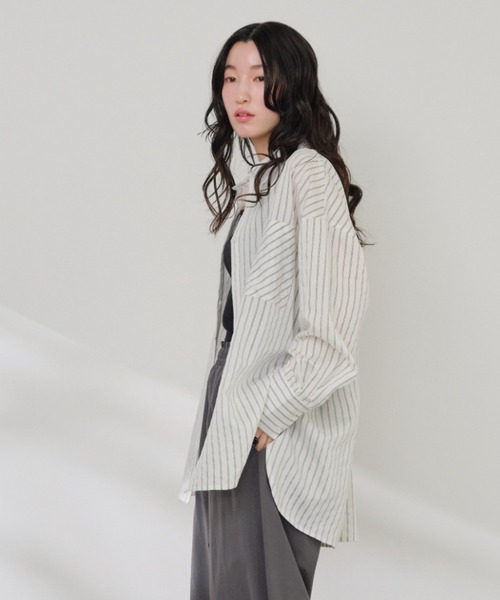 Shelly island（シェリーアイランド）の「シアーストライプシャツ（シャツ/ブラウス・レディース・ホワイト/ベージュ/ブルー・FREE）」の6枚目の写真