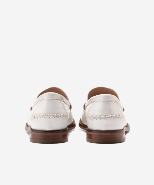 COLE HAAN(コールハーン)の「ラナ ラックス タッセル ローファー womens(ローファー・レディース・ホワイト・5.5/6/6.5/7/7.5/8/8.5/9/5)」の4枚目の写真