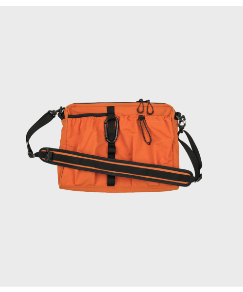 MMOGARDEN(エメモガーデン)の「mmo cross bag nylon twill (3colors)(メッセンジャーバッグ・レディース・カーキ/オレンジ/ダークネイビー・FREE)」の4枚目の写真
