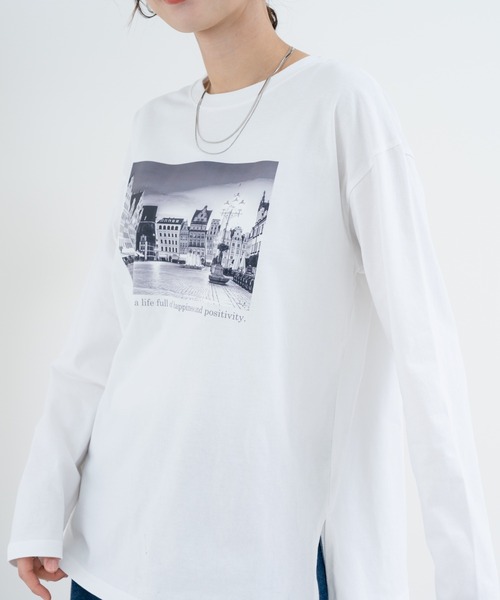 refinedworks(リファインドワークス)の「【refinedworks】大人カジュアル に映える、洗練 ロゴロンT(Tシャツ/カットソー・レディース・オフホワイト/チャコールグレー・FREE)」の11枚目の写真