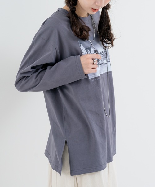 refinedworks(リファインドワークス)の「【refinedworks】大人カジュアル に映える、洗練 ロゴロンT(Tシャツ/カットソー・レディース・オフホワイト/チャコールグレー・FREE)」の3枚目の写真