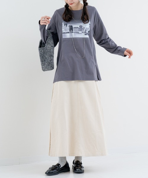 refinedworks(リファインドワークス)の「【refinedworks】大人カジュアル に映える、洗練 ロゴロンT(Tシャツ/カットソー・レディース・オフホワイト/チャコールグレー・FREE)」の17枚目の写真