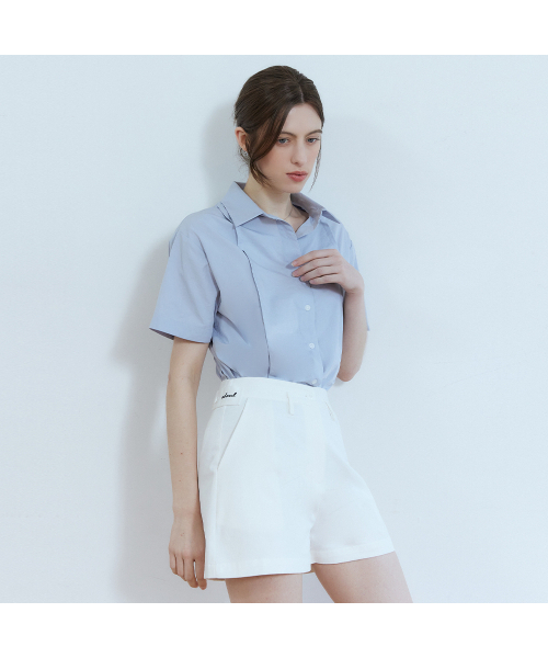 ADAUL(アダウル)の「Calm back button embroidery half pants - white(その他パンツ・レディース・その他・M)」の1枚目の写真