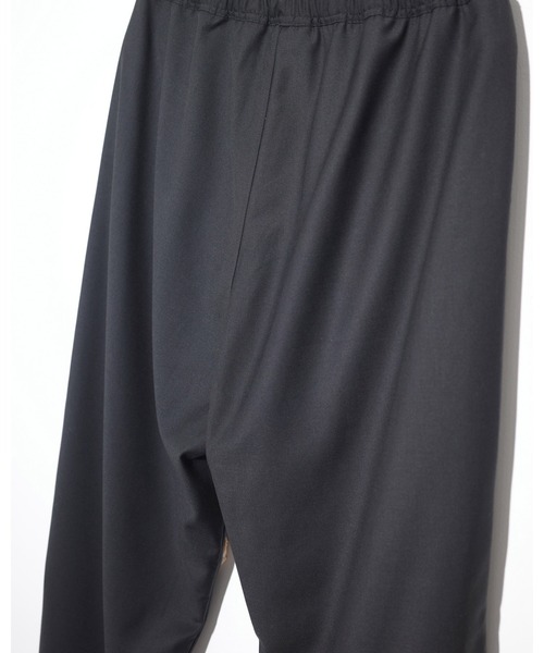 NISHIMOTO IS THE MOUTH(ニシモト イズ ザ マウス)の「VOLUME PANTS | NISHIMOTO IS THE MOUTH(スラックス・メンズ・ブラック/ピンク・S-M/L-XL)」の15枚目の写真