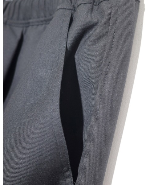 NISHIMOTO IS THE MOUTH(ニシモト イズ ザ マウス)の「VOLUME PANTS | NISHIMOTO IS THE MOUTH(スラックス・メンズ・ブラック/ピンク・S-M/L-XL)」の18枚目の写真