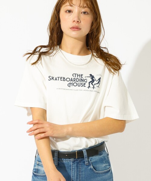 PARROTT CANVAS（パロットキャンバス）の「【PARROTT CANVAS/パロットキャンバス】ヴィンテージS/S Tシャツ "93" / ロゴプリントT / バックプリント（Tシャツ/カットソー・レディース・ネイビー/ホワイト・フリー）」の2枚目の写真