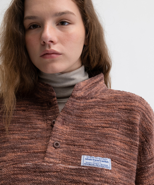 BENSIMON（ベンシモン）の「CRUMBLE ANORAK - BROWN（Tシャツ/カットソー・レディース・ブラウン・FREE）」の3枚目の写真