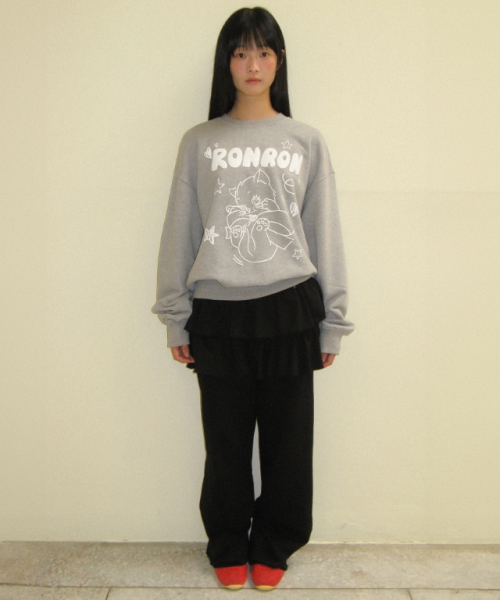 RONRON(ロンロン)の「EMBO KITSCH CAT SWEATSHIRT GREY(スウェット・レディース・その他・FREE)」の2枚目の写真