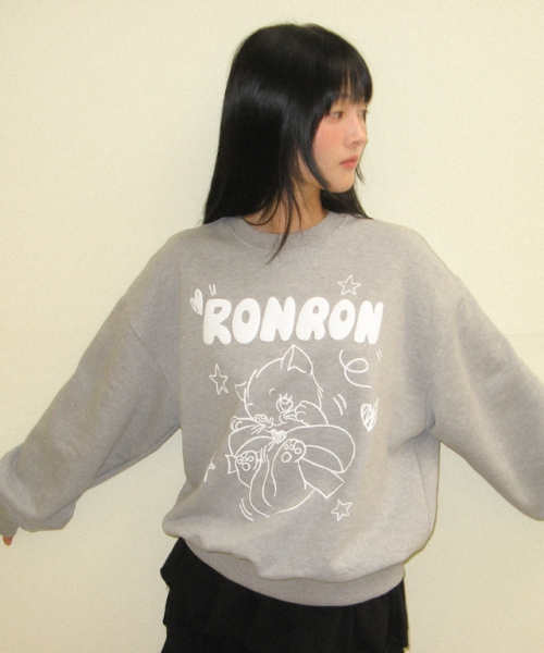 RONRON(ロンロン)の「EMBO KITSCH CAT SWEATSHIRT GREY(スウェット・レディース・その他・FREE)」の3枚目の写真