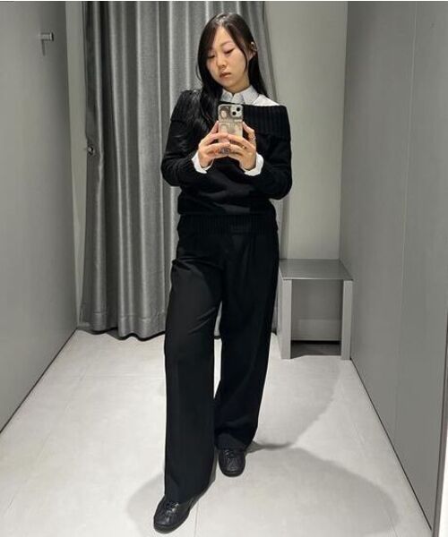 MUSINSA STANDARD WOMAN（ムシンサスタンダードウーマン）の「ウィメンズターンダウンオフショルダーニット[ブラック]（ニット/セーター・レディース・その他・LARGE/MEDIUM/SMALL/X-SMALL）」の6枚目の写真