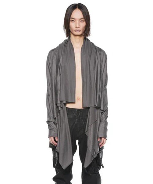 JULIUS（ユリウス）の「【JULIUS/ユリウス】927CUM5 DRAPE CARDIGAN（カーディガン/ボレロ・メンズ・ブラック/グレー・2/3/4）」の3枚目の写真