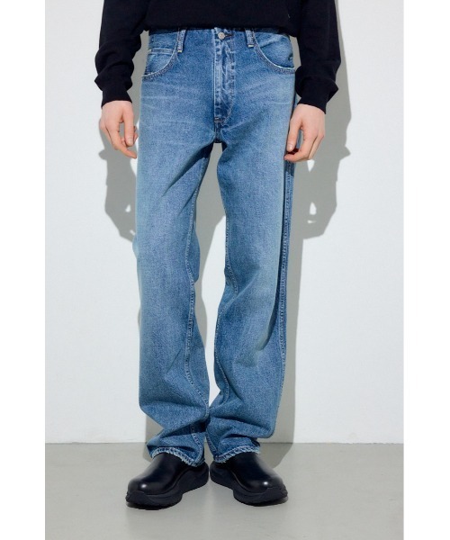 AZUL by moussy(アズールバイマウジー)の「AZUL DENIMカラーストレート(デニムパンツ・メンズ・ブルー/ライトブルー/ブラウン・28inch/30inch/32inch/34inch)」の5枚目の写真