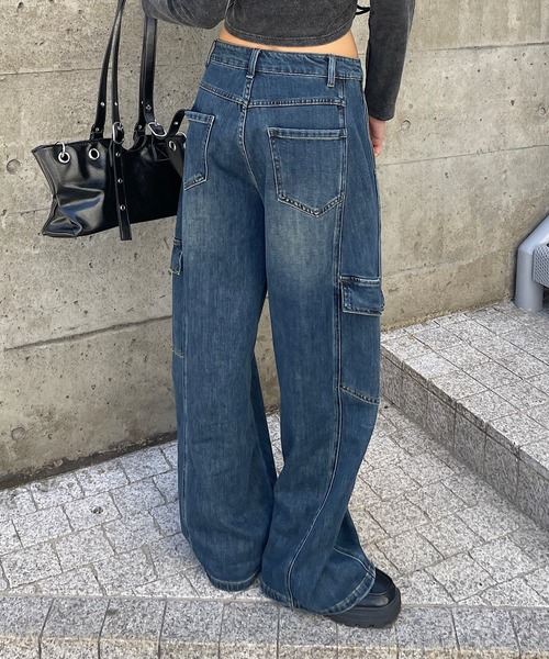 ROGER AND RAW（ロジャーアンドロウ）の「カーゴデニムカーブパンツ（デニムパンツ・レディース・ブルー・MEDIUM/SMALL）」の4枚目の写真