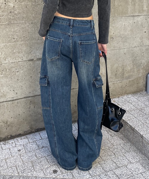 ROGER AND RAW（ロジャーアンドロウ）の「カーゴデニムカーブパンツ（デニムパンツ・レディース・ブルー・MEDIUM/SMALL）」の5枚目の写真