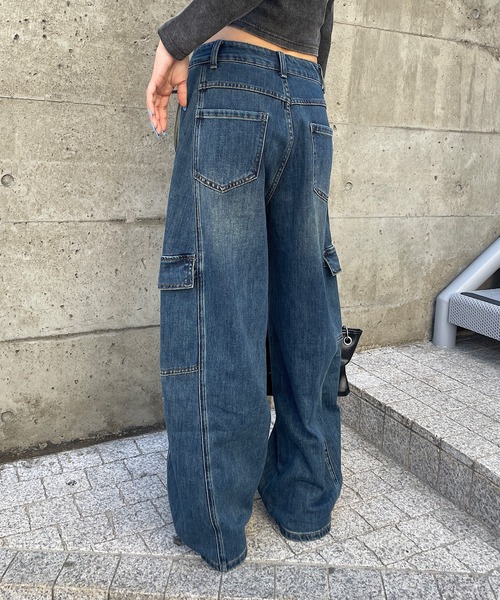 ROGER AND RAW（ロジャーアンドロウ）の「カーゴデニムカーブパンツ（デニムパンツ・レディース・ブルー・MEDIUM/SMALL）」の6枚目の写真