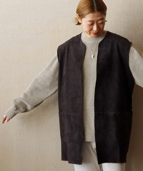 JOURNAL STANDARD LUXE（ジャーナルスタンダード　ラックス）の「スウェードベスト（その他アウター・レディース・チャコールグレー/ブラウン・FREE）」の4枚目の写真