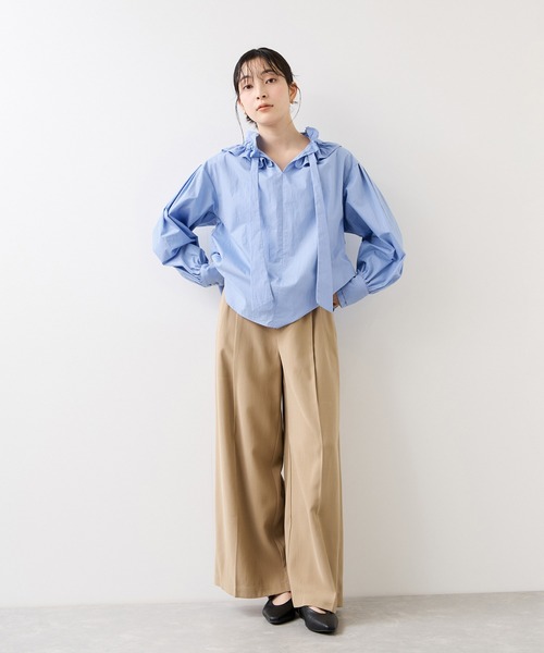 VIS（ビス）の「フリルネックブラウス（シャツ/ブラウス・レディース・オフホワイト/サックスブルー/ダークブラウン・FREE）」の14枚目の写真