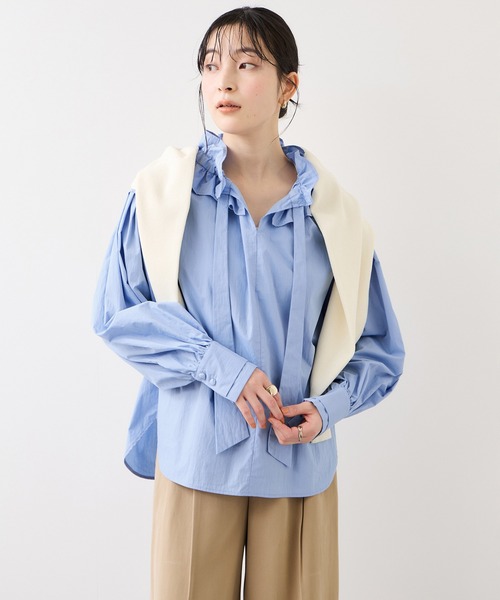 VIS（ビス）の「フリルネックブラウス（シャツ/ブラウス・レディース・オフホワイト/サックスブルー/ダークブラウン・FREE）」の17枚目の写真