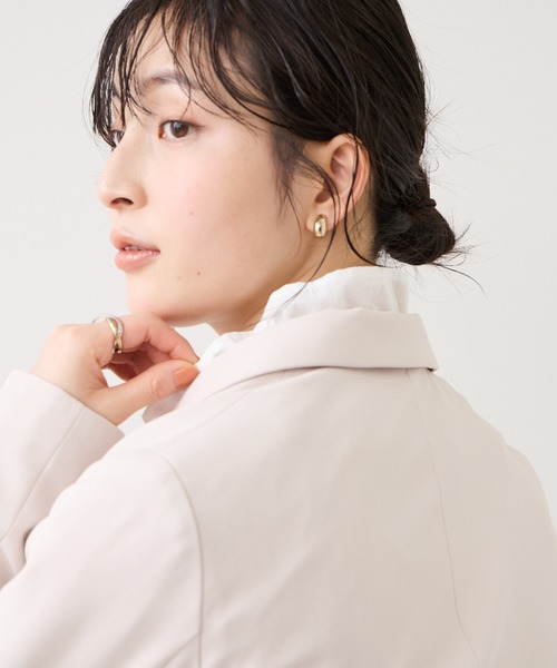 VIS（ビス）の「フリルネックブラウス（シャツ/ブラウス・レディース・オフホワイト/サックスブルー/ダークブラウン・FREE）」の9枚目の写真