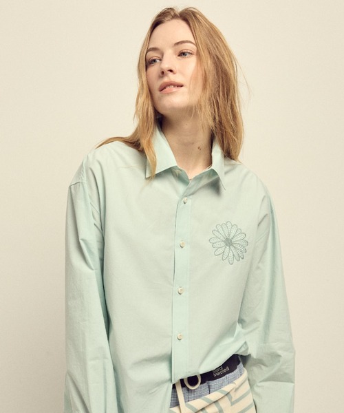 Mardi Mercredi(マルディメクルディ)の「COTTON POPLIN SHIRT / コットン ポプリン シャツ(シャツ/ブラウス・レディース・ライトピンク/ブルー/ライトベージュ/スカイブルー/ベージュ/ホワイト/ピンク/ミント・FREE)」の4枚目の写真