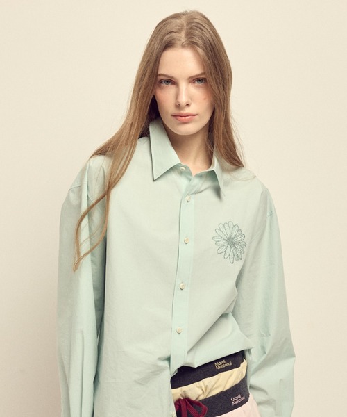 Mardi Mercredi(マルディメクルディ)の「COTTON POPLIN SHIRT / コットン ポプリン シャツ(シャツ/ブラウス・レディース・ライトピンク/ブルー/ライトベージュ/スカイブルー/ベージュ/ホワイト/ピンク/ミント・FREE)」の10枚目の写真