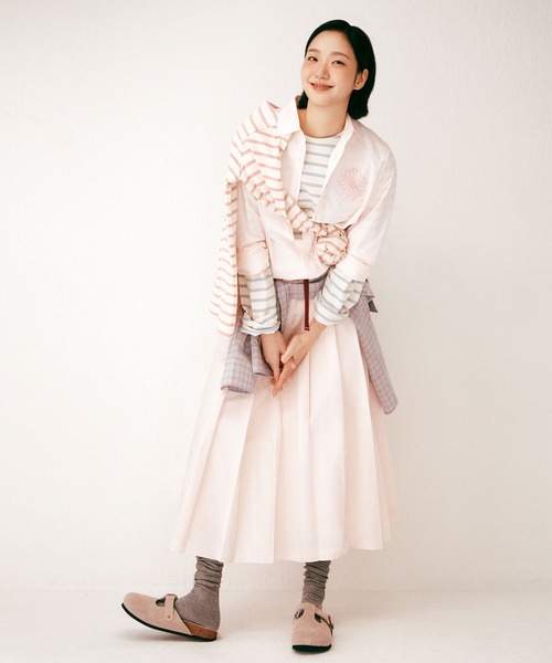 Mardi Mercredi(マルディメクルディ)の「COTTON POPLIN SHIRT / コットン ポプリン シャツ(シャツ/ブラウス・レディース・ライトピンク/ブルー/ライトベージュ/スカイブルー/ベージュ/ホワイト/ピンク/ミント・FREE)」の22枚目の写真