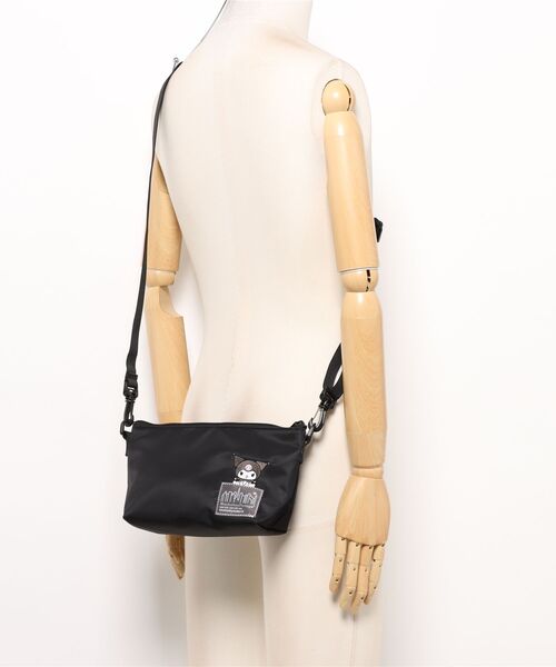 Manhattan Portage(マンハッタンポーテージ)の「ZUCCOTTI CLUTCH FLIGHT NYLON BACKING KRM(ショルダーバッグ・レディース・ブラック・X-SMALL)」の12枚目の写真