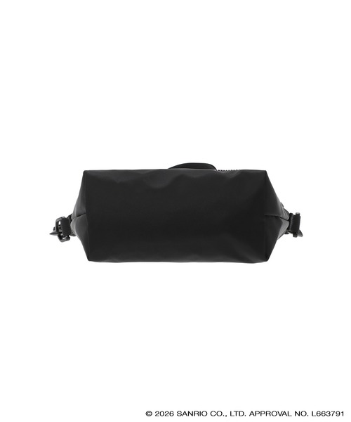 Manhattan Portage(マンハッタンポーテージ)の「ZUCCOTTI CLUTCH FLIGHT NYLON BACKING KRM(ショルダーバッグ・レディース・ブラック・X-SMALL)」の5枚目の写真