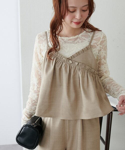 DISCOAT（ディスコート）の「【WEB限定】クロスフリルサロペット（サロペット/オーバーオール・レディース・グレイッシュベージュ/ブラック・MEDIUM）」の15枚目の写真