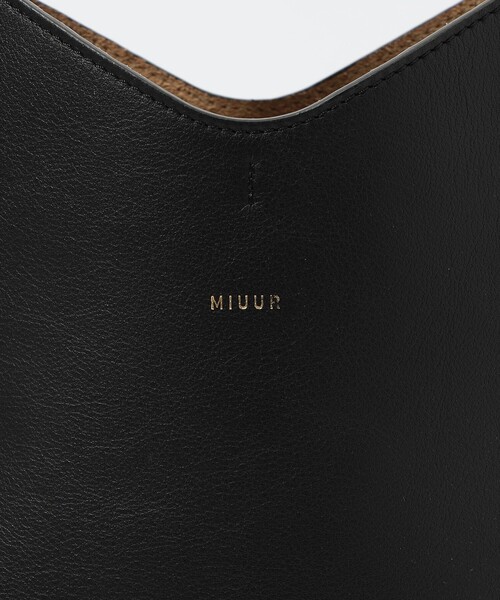 TOMORROWLAND （トゥモローランド）の「MIUUR LOMU M トートバッグ（トートバッグ・レディース・ブラック・FREE）」の6枚目の写真