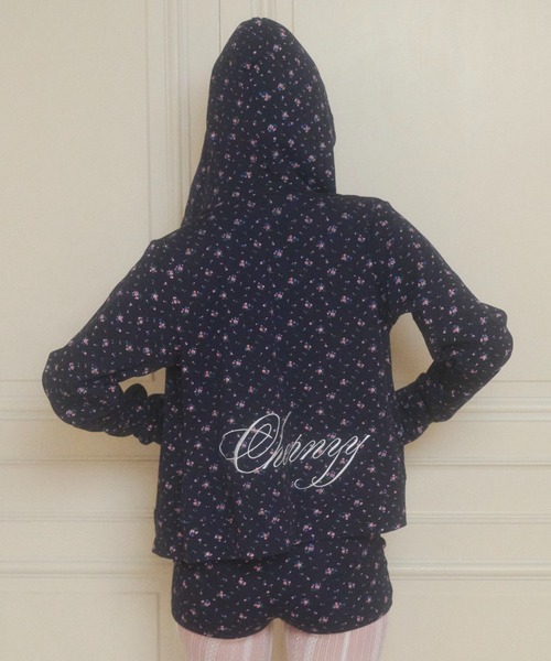 chernyy floral hoodie パーカー 小花柄 chernyy floral hoodie / 小花柄バック刺繍ロゴフーディー（パーカー